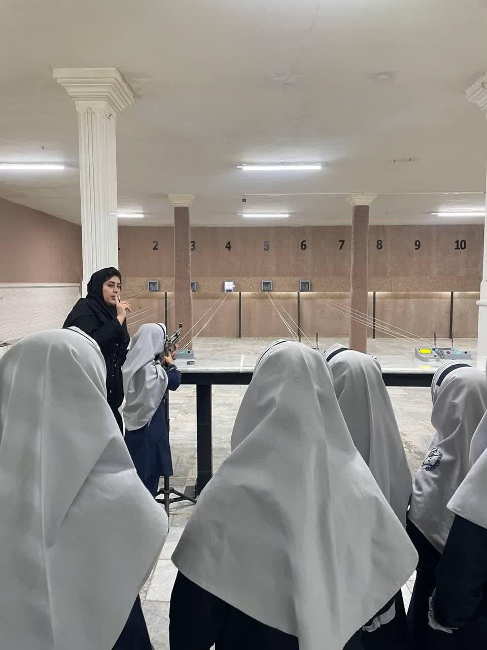 دبستان یاس فاطمی