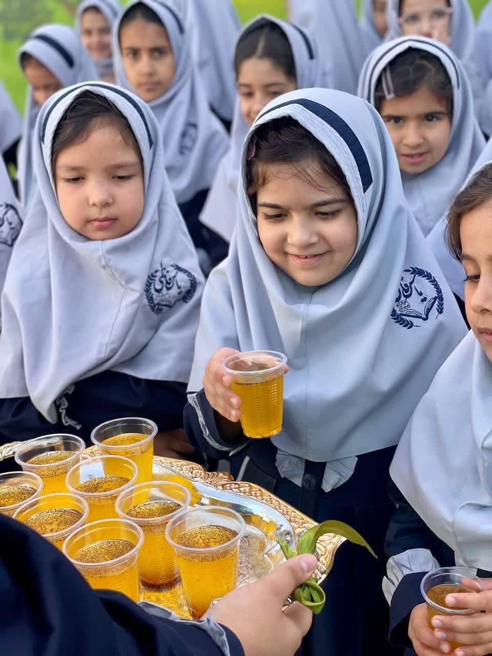 دبستان یاس فاطمی